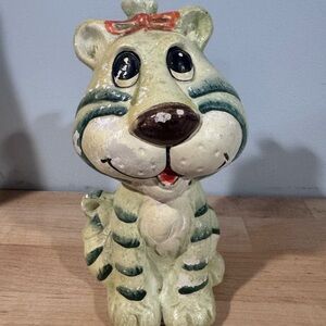 Charming Vintage Green and White Ceramic Tiger Coin Bank